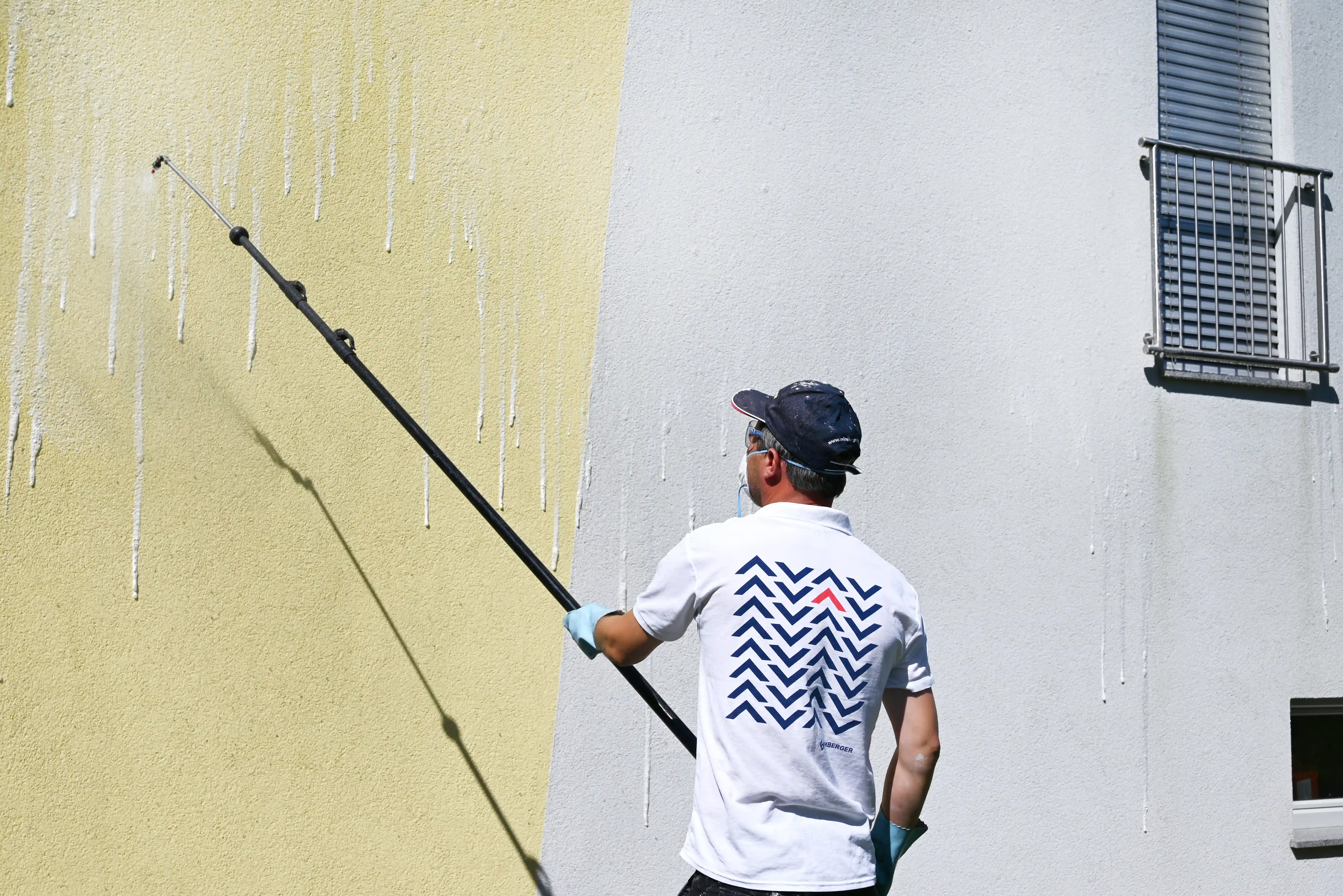 Fassadenreinigung mit WIMBERGER - Vorbehandlung der Fassade